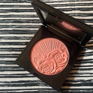 PAT MCGRATH SKIN FETISH: DIVINE BLUSH in Nude Venus